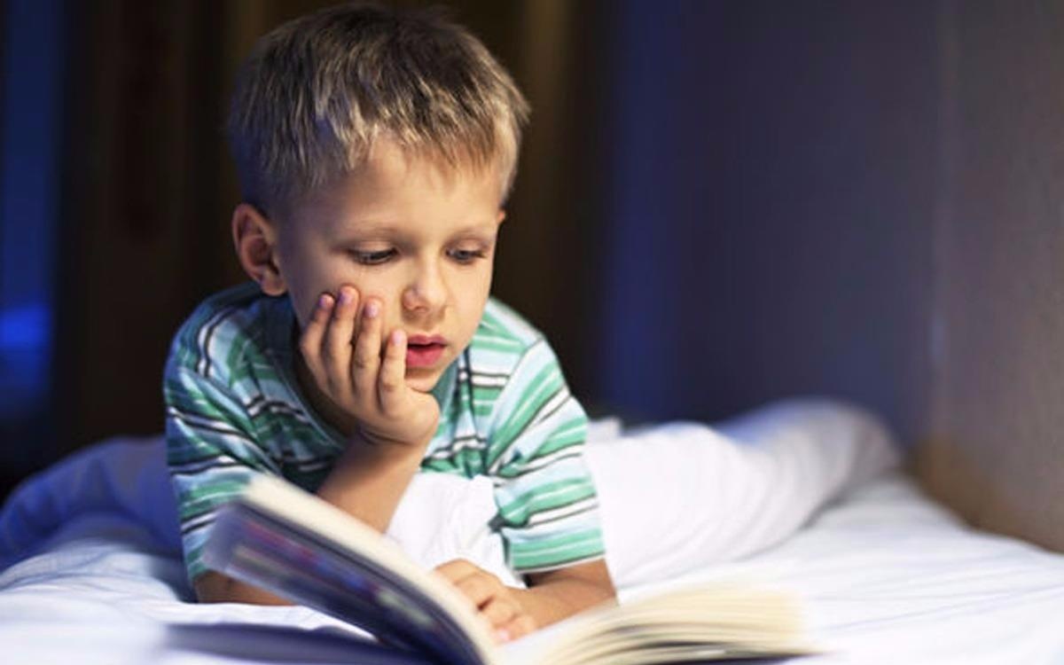 Truong cho hoc sinh doc truyen tranh thay lam bai tap hinh anh