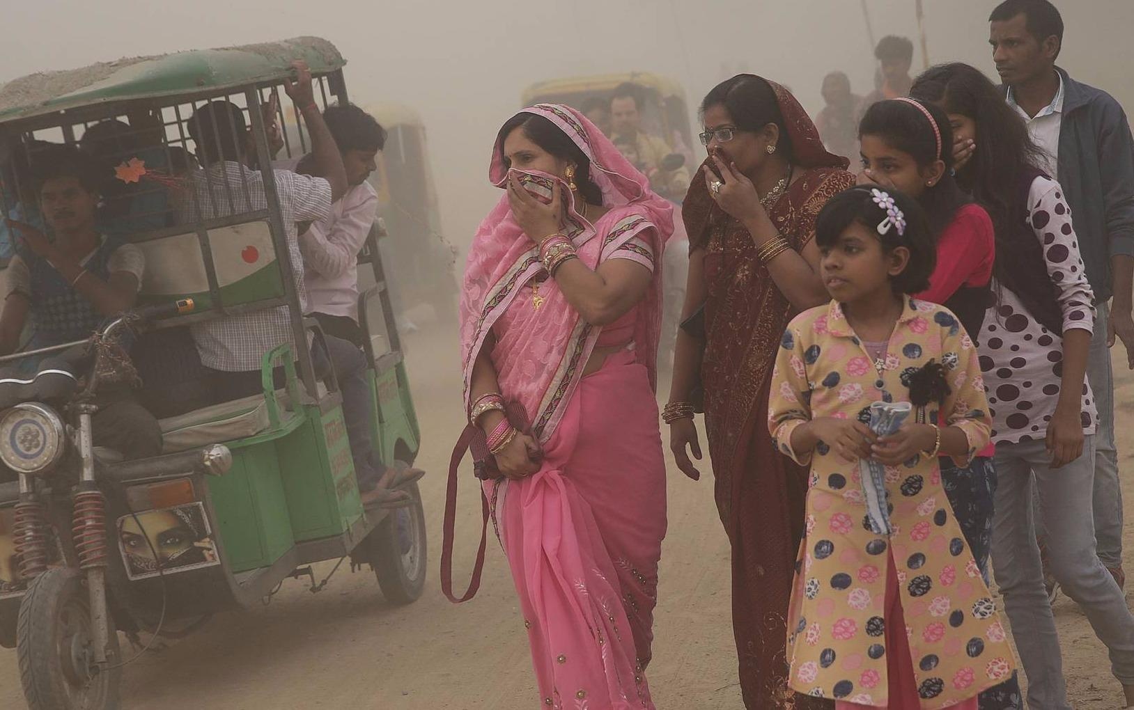 Truong hoc o An Do dong cua 3 ngay vi khoi doc hinh anh