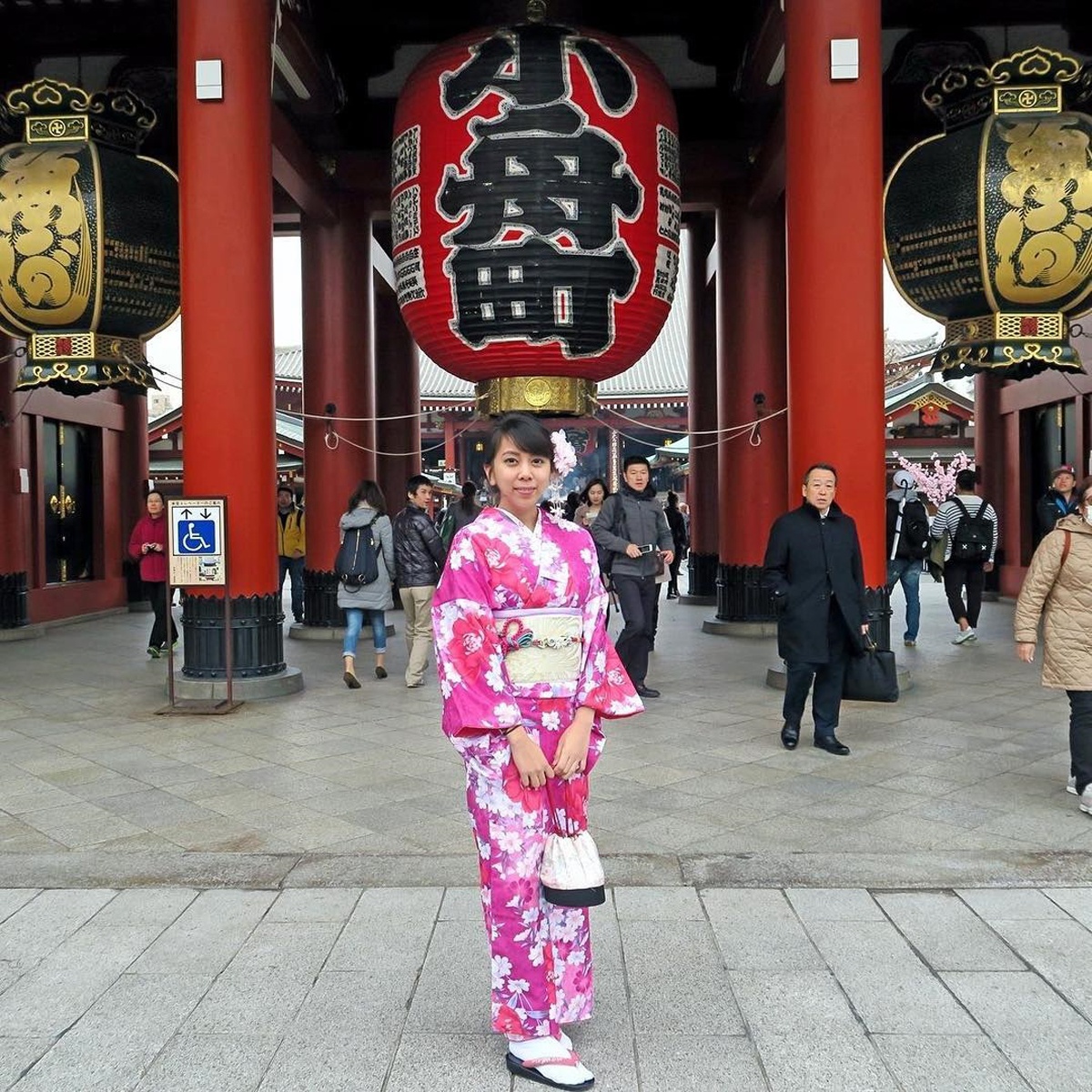 co gai du lich khap the gioi anh 7