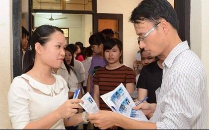 Nhieu truong thi thu danh gia hoc sinh hinh anh