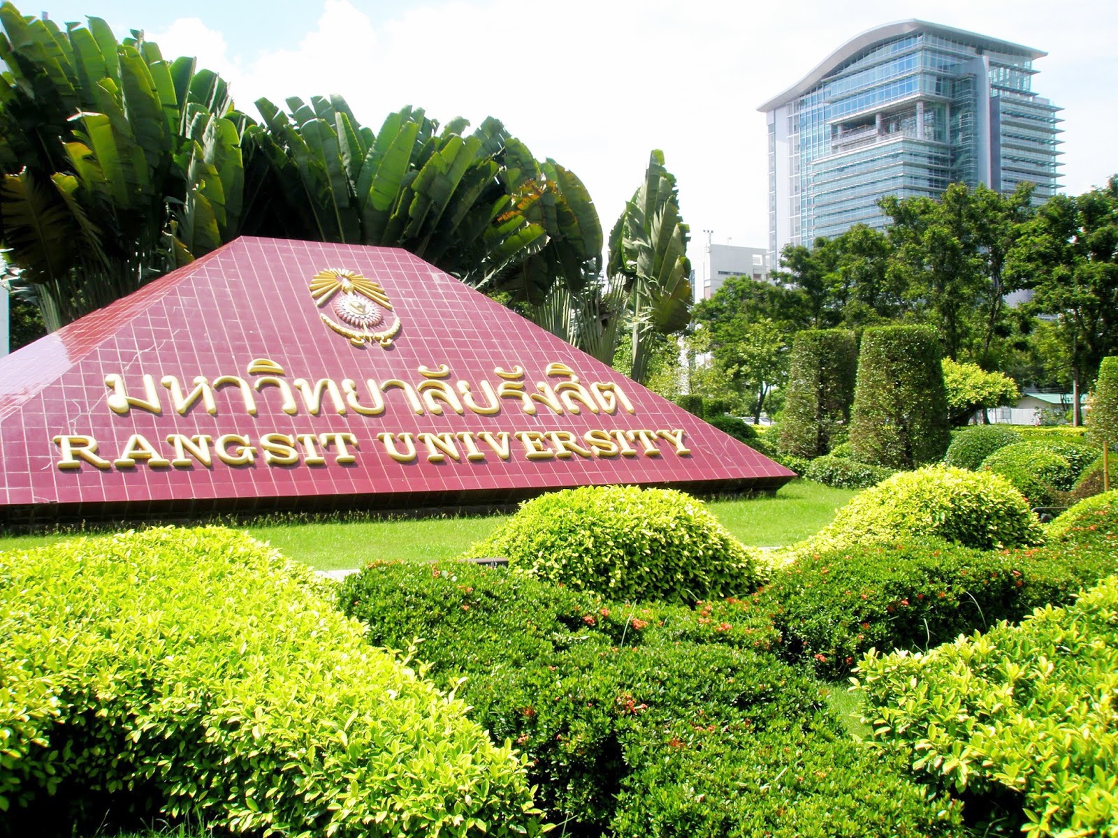 học phí đại học ảnh 1 hoc phi dai hoc anh 1