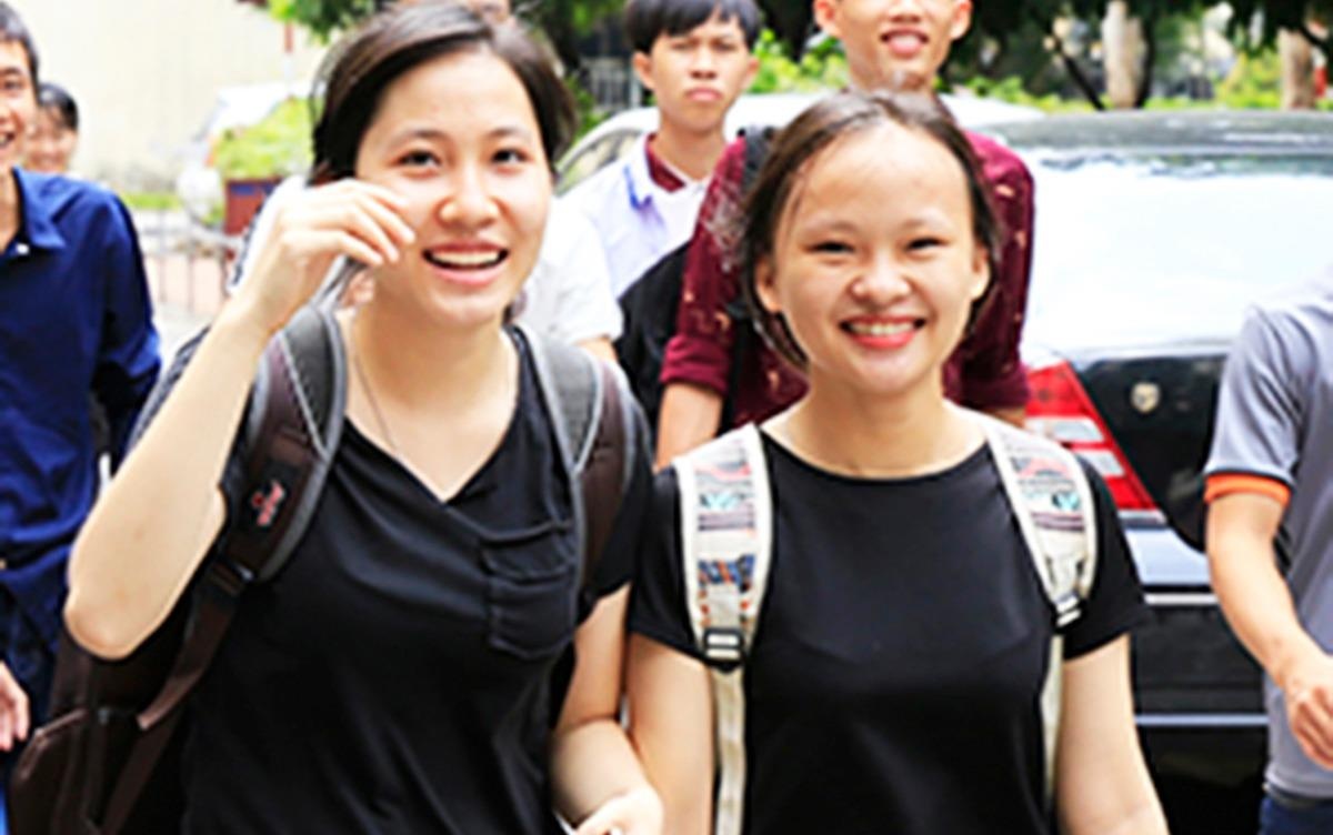 Bao nhieu diem trung tuyen nganh Cong nghe Thong tin? hinh anh