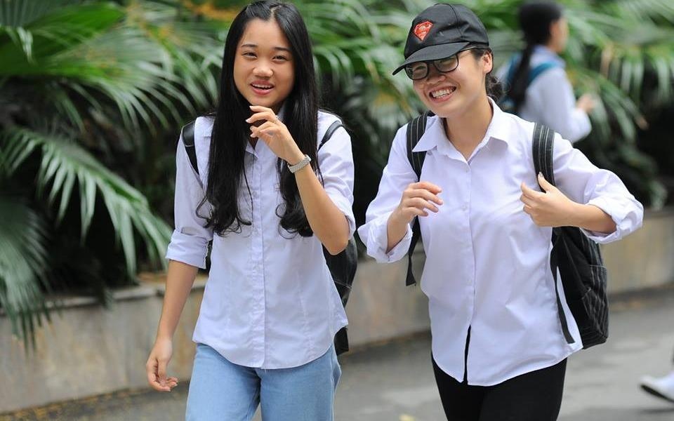 Truong dai hoc lo thi sinh ao: Nen lap nhom ngay hinh anh