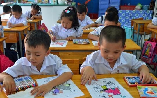 Chuong trinh pho thong moi: Trien khai nong voi? hinh anh