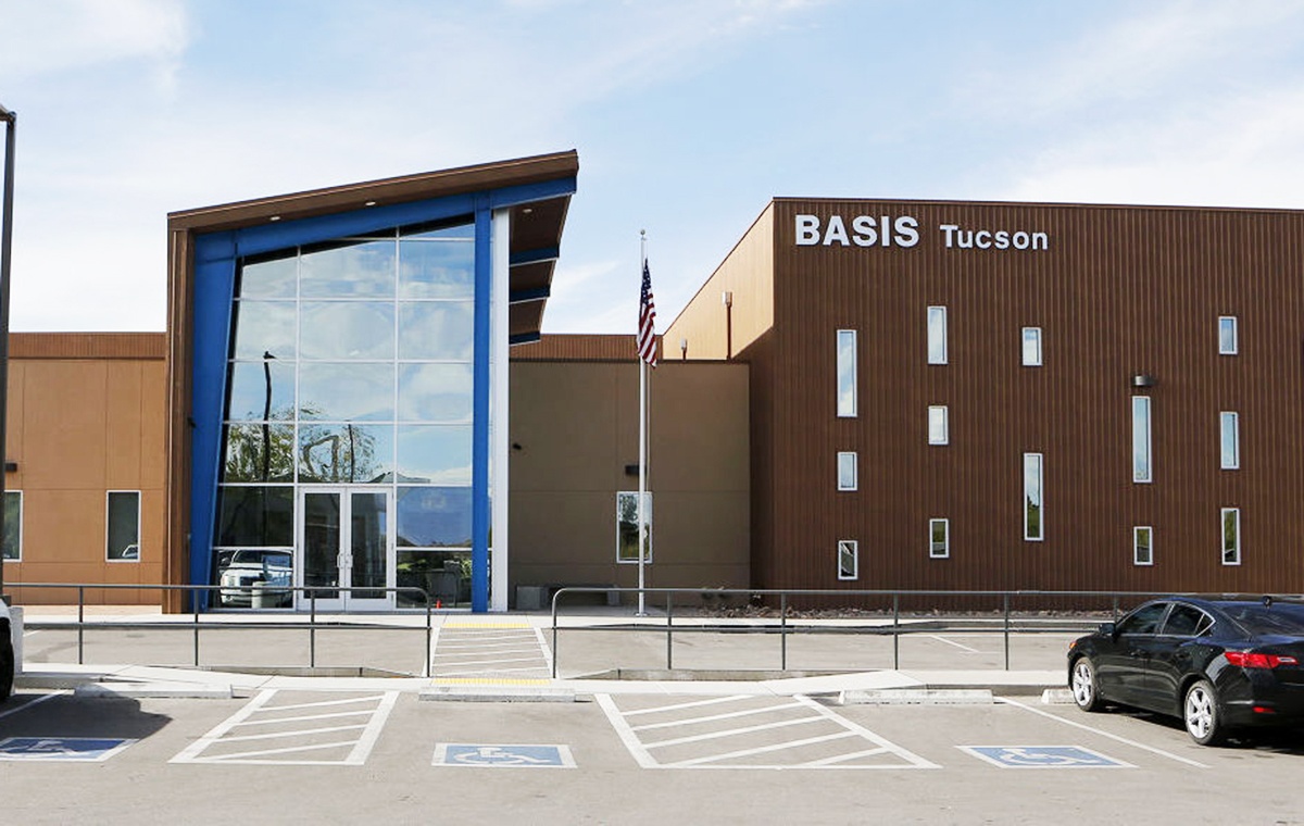 truong trung hoc tot nhat anh 2