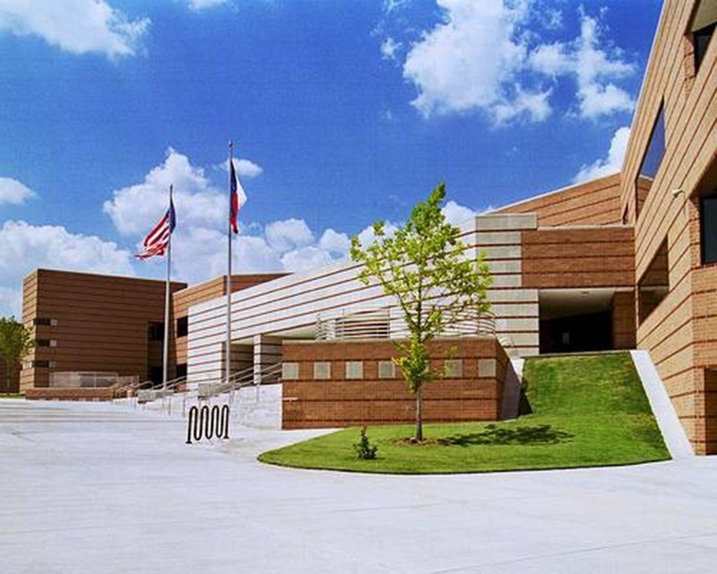 truong trung hoc tot nhat anh 9