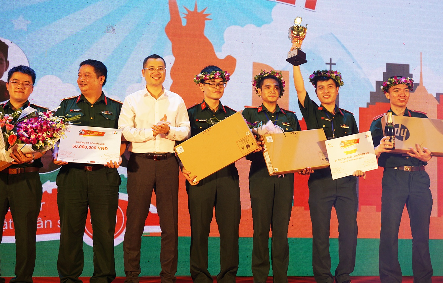 sinh viên học viện kỹ thuật quân sự ảnh 2 sinh vien hoc vien ky thuat quan su anh 2