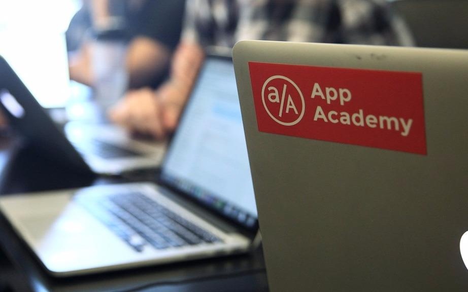 Truong khong thu hoc phi neu sinh vien that nghiep hinh anh