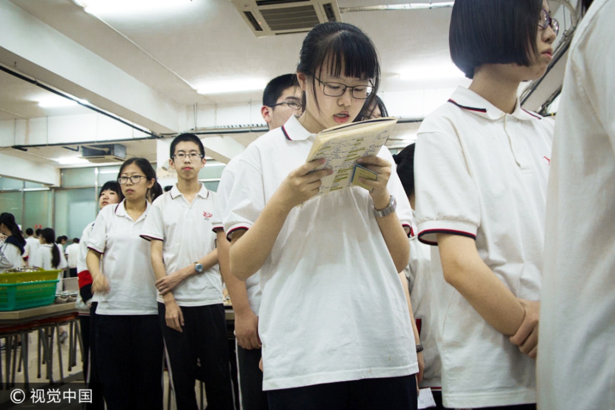 ky thi khac nghiet anh 2