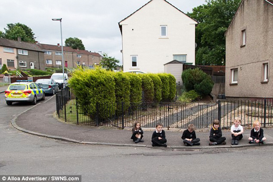 truong de hoc sinh gia chet anh 9