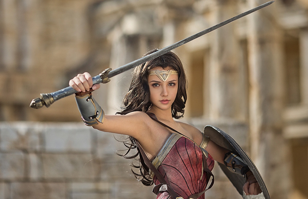 co gai cosplay wonder woman anh 3