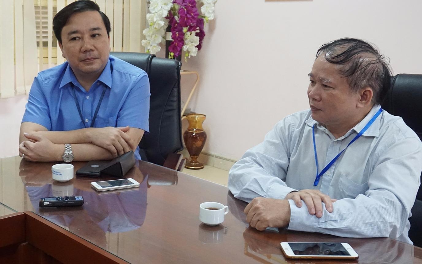 Thu truong GD&DT kiem tra cong tac cham thi tai Ha Noi hinh anh
