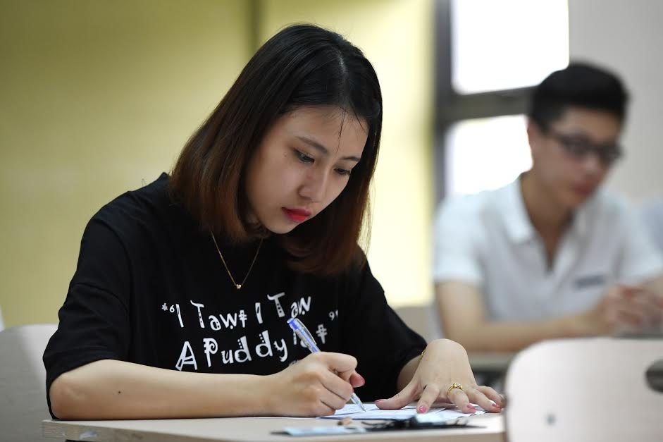 Da co 9,75 diem Ngu van, nhieu bai thi trac nghiem duoc 10 hinh anh