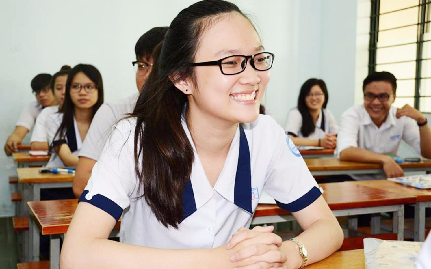 Thi sinh dat 20 diem co the ung tuyen vao truong nao o TP.HCM? hinh anh