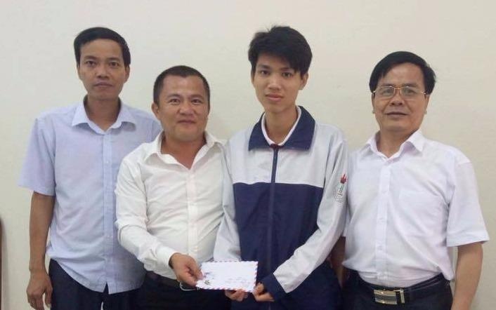 Nam sinh Ha Tinh va tam huy chuong vang Toan quoc te ngoai mong doi hinh anh