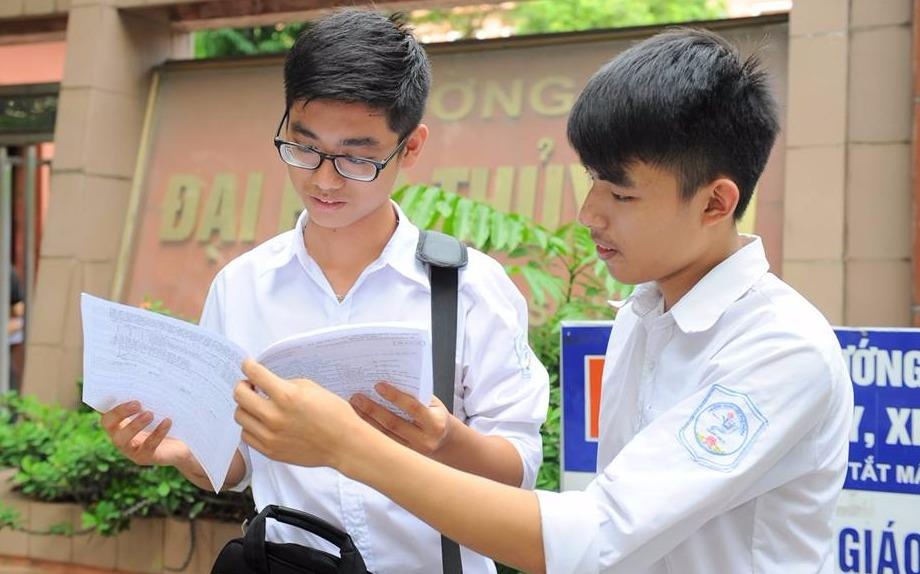 Thi sinh dat 9 diem co nen dang ky DH Bach khoa Ha Noi? hinh anh
