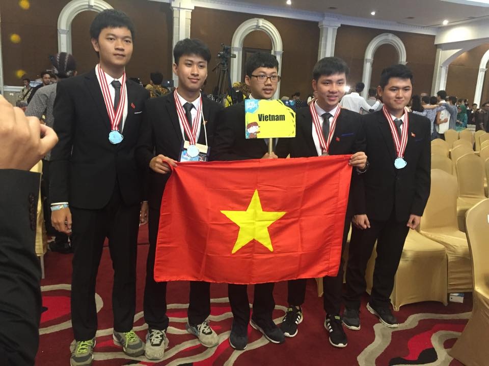 9x đoạt huy chương vàng ảnh 1 9x doat huy chuong vang anh 1