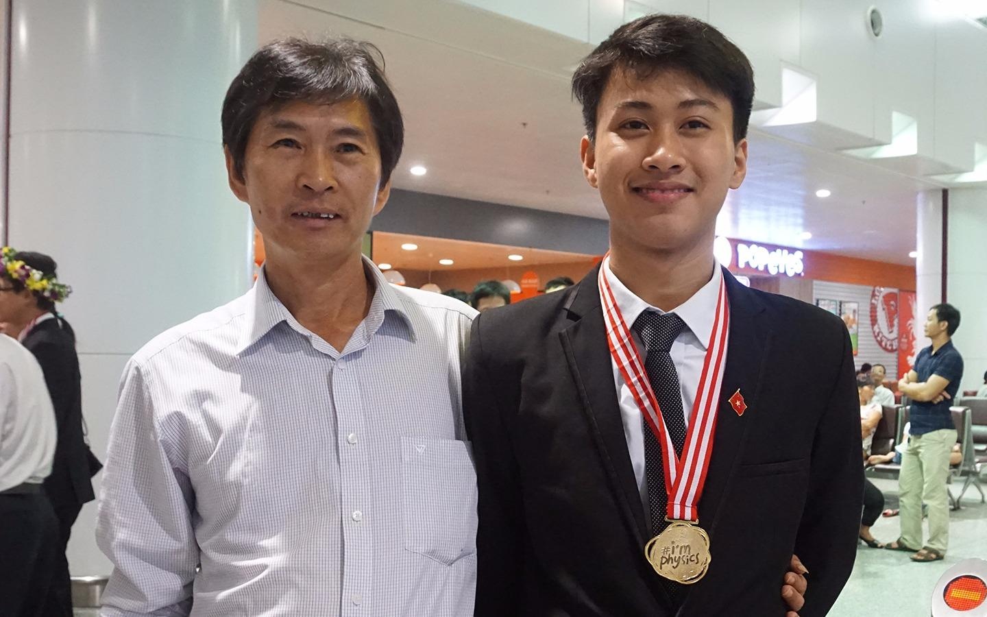 'Viet Nam co the sanh ngang nhung nuoc manh ve Vat ly' hinh anh