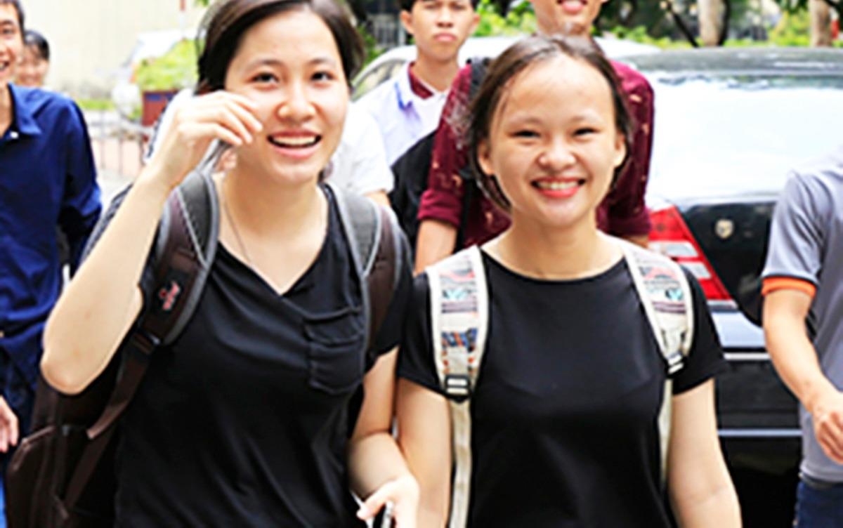 Toi nay DH Bach khoa Ha Noi cong bo diem chuan 2017 hinh anh