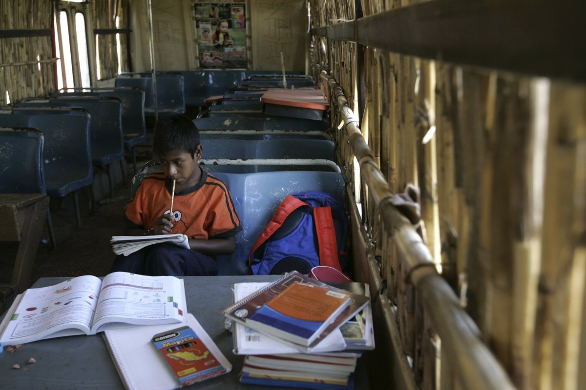 truong hoc dac biet anh 4