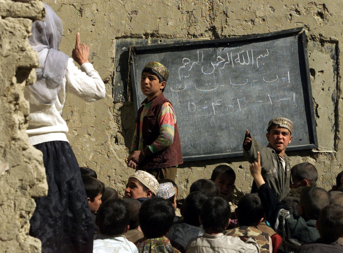 truong hoc dac biet anh 6