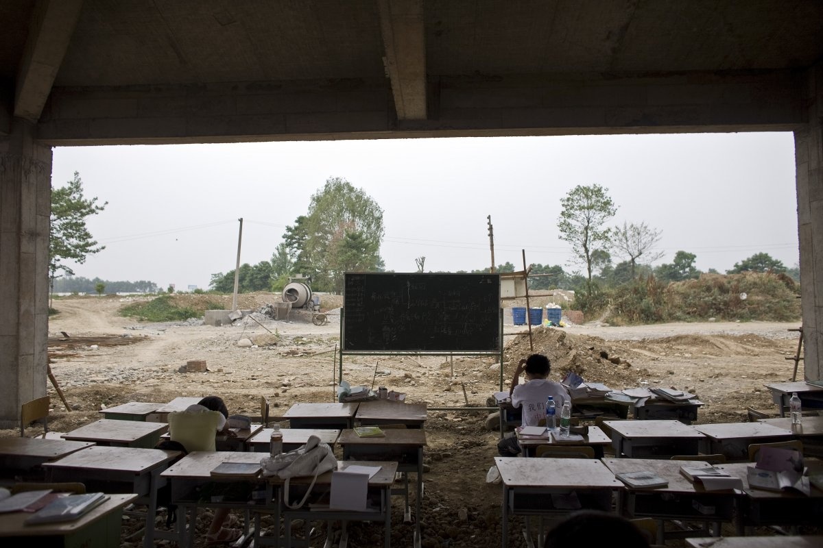 truong hoc dac biet anh 10