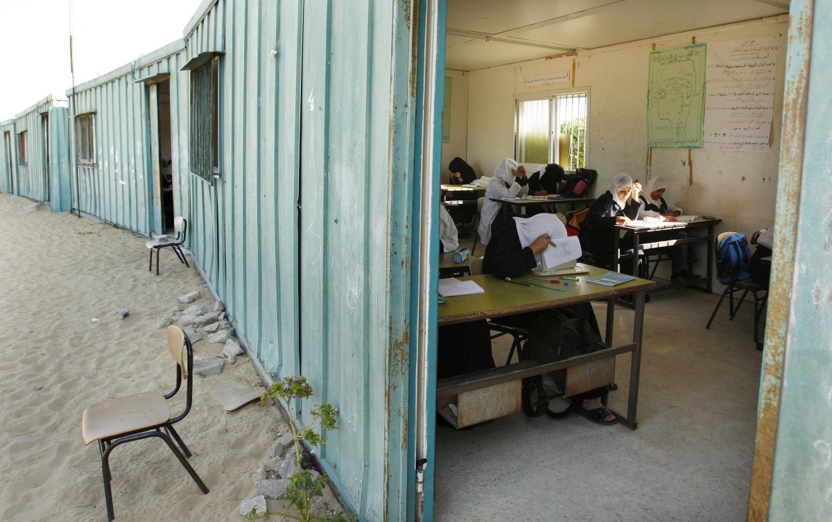 truong hoc dac biet anh 16