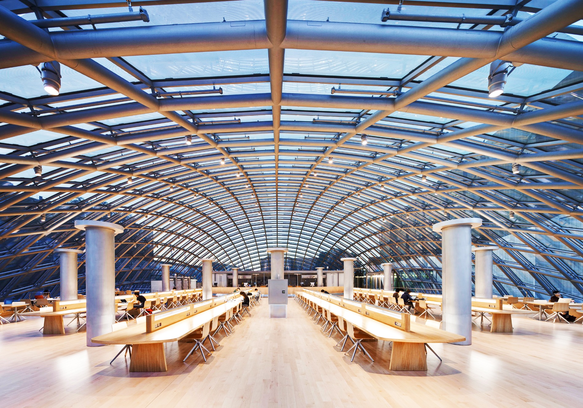 nhung dai hoc tot nhat the gioi anh 10