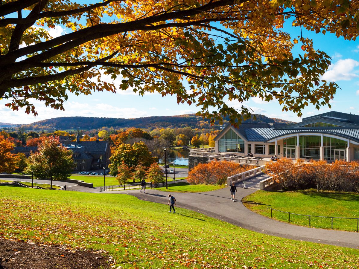 truong dai hoc dep nhat anh 13