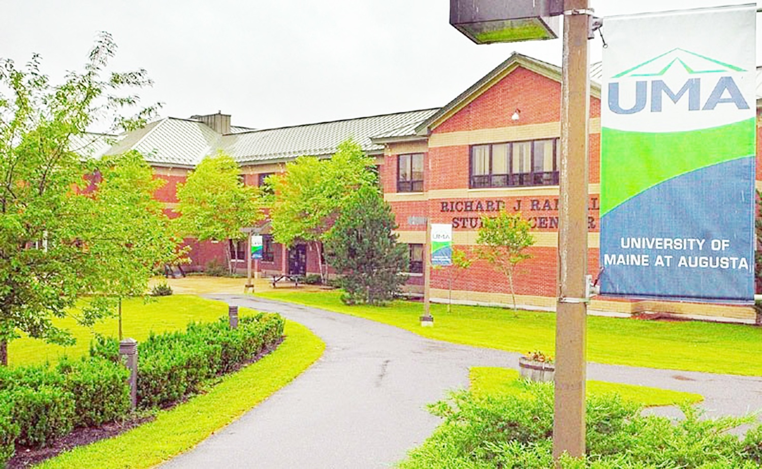 truong co ty le tot nghiep thap nhat anh 10