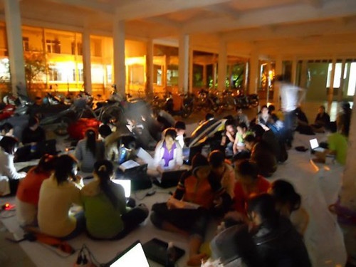 sinh vien bi duoi hoc anh 1