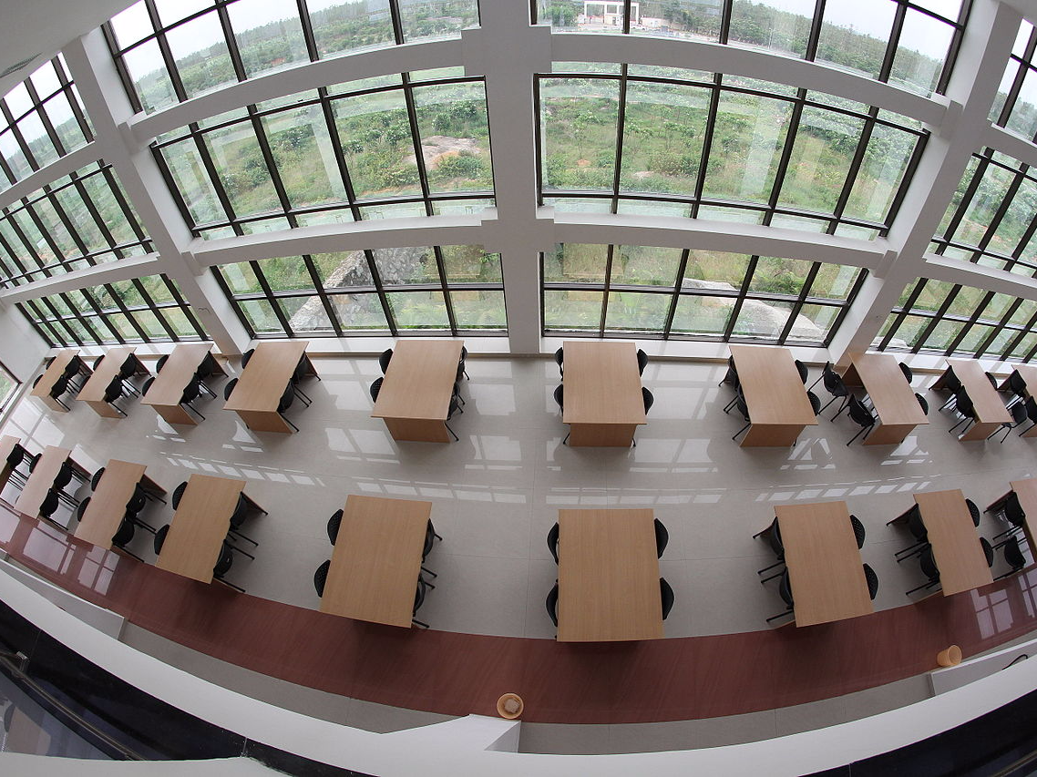 Truong ky thuat hang dau chi tuyen 1,4% thi sinh ung tuyen hinh anh