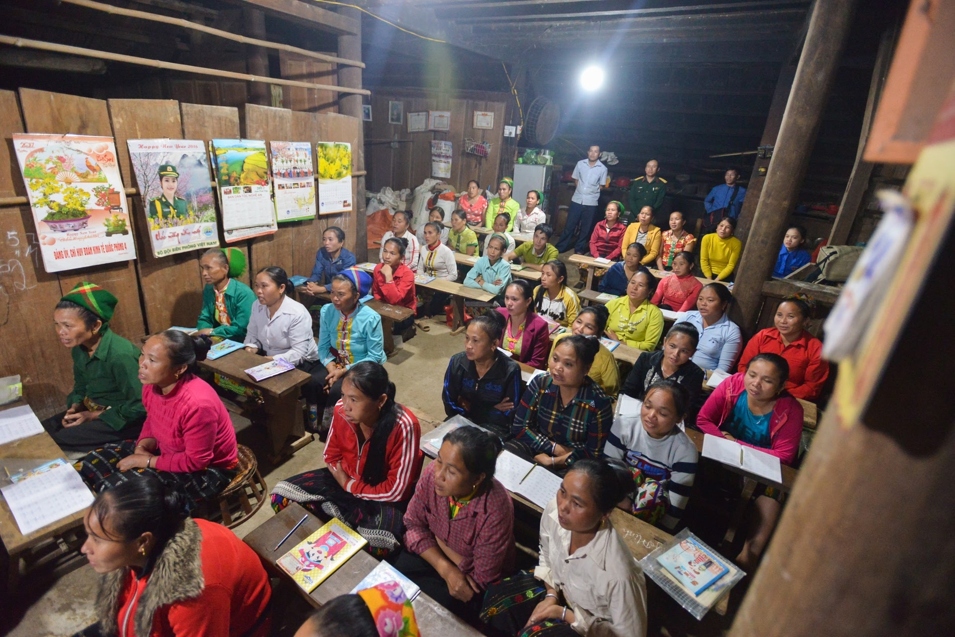 lop hoc sau xoa mu chu anh 1