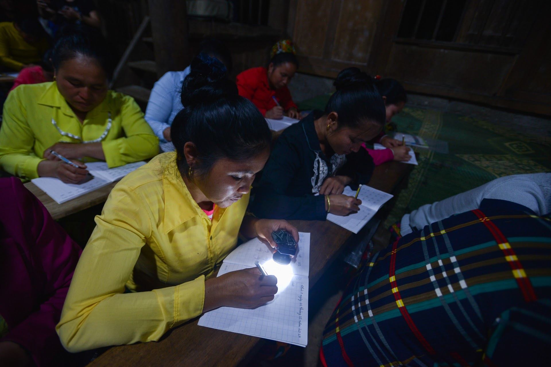 lop hoc sau xoa mu chu anh 14