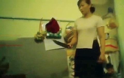 Vu tre bi bao hanh o co so Mam Xanh: Clip goc con kinh khung hon nhieu hinh anh