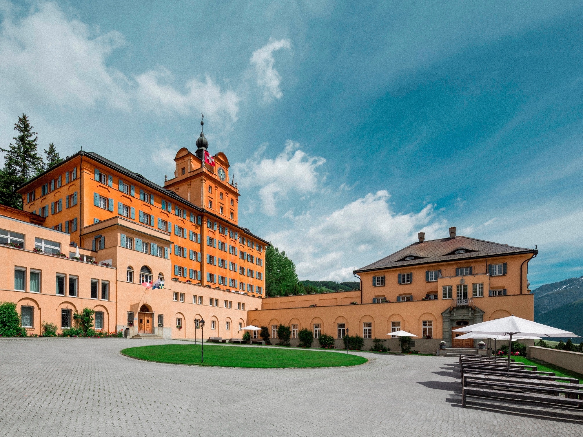 nhung ngoi truong sang chanh anh 9