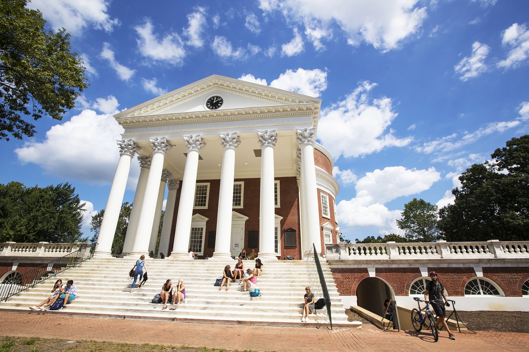 truong dai hoc dep nhat anh 10