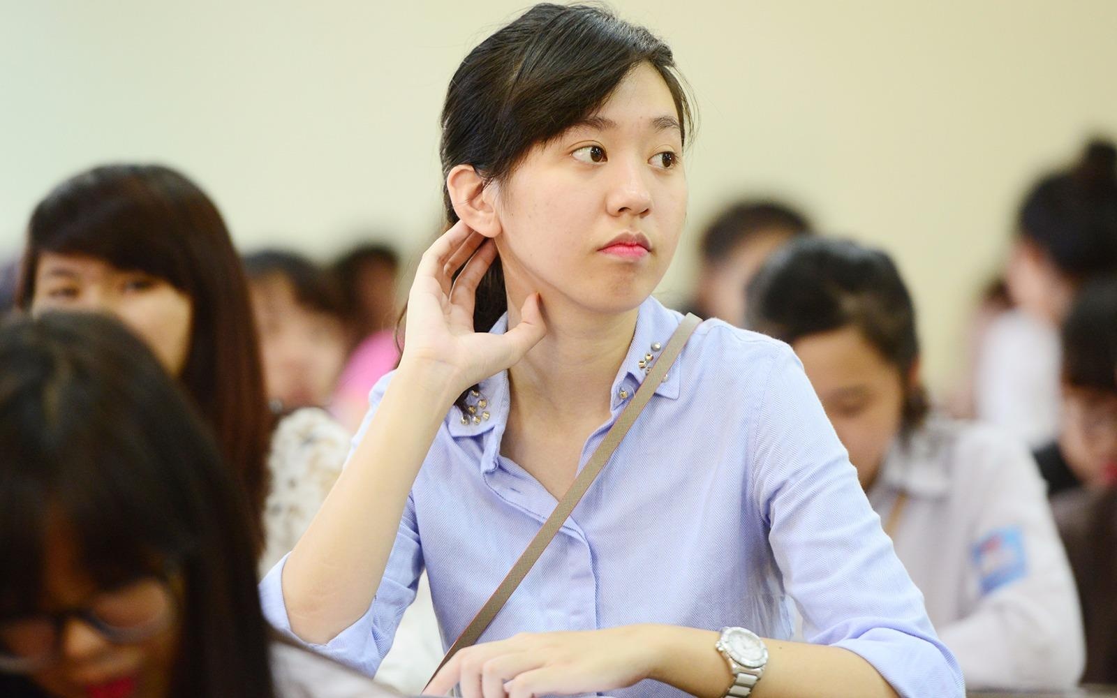 Hang nghin sinh vien bi duoi hoc: Ngo nhan va lao theo nganh 'hot' hinh anh