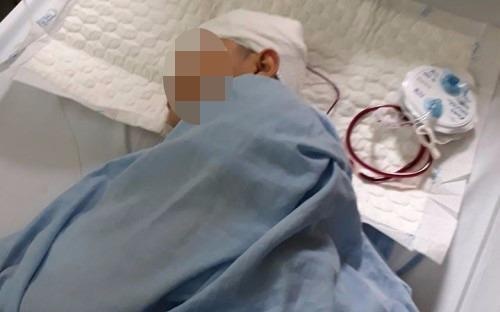 Dinh chi thay giao tat hoc sinh tu mau nao, phai nhap vien hinh anh