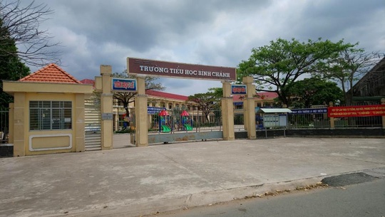 giao vien quy xin loi phu huynh anh 1