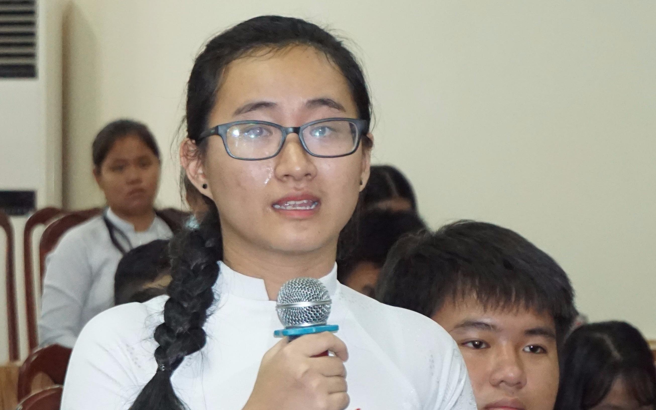 Can ton vinh nu sinh phan anh co giao khong giang bai suot hon 3 thang hinh anh