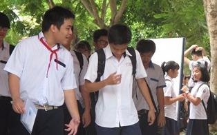 TP.HCM: 'Siet chat' dang ky nguyen vong vao lop 10 hinh anh