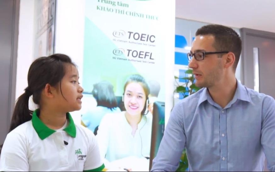 Hoc tieng Anh cung giao vien nuoc ngoai: Quoc te thieu nhi hinh anh