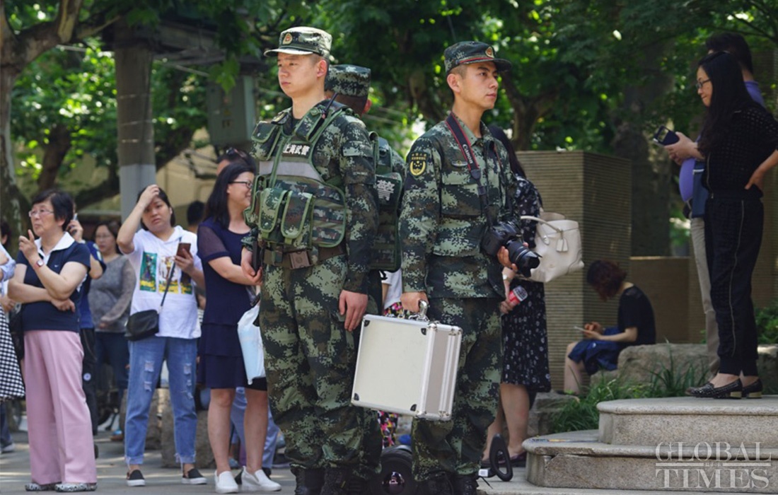 tuyen sinh dai hoc anh 8