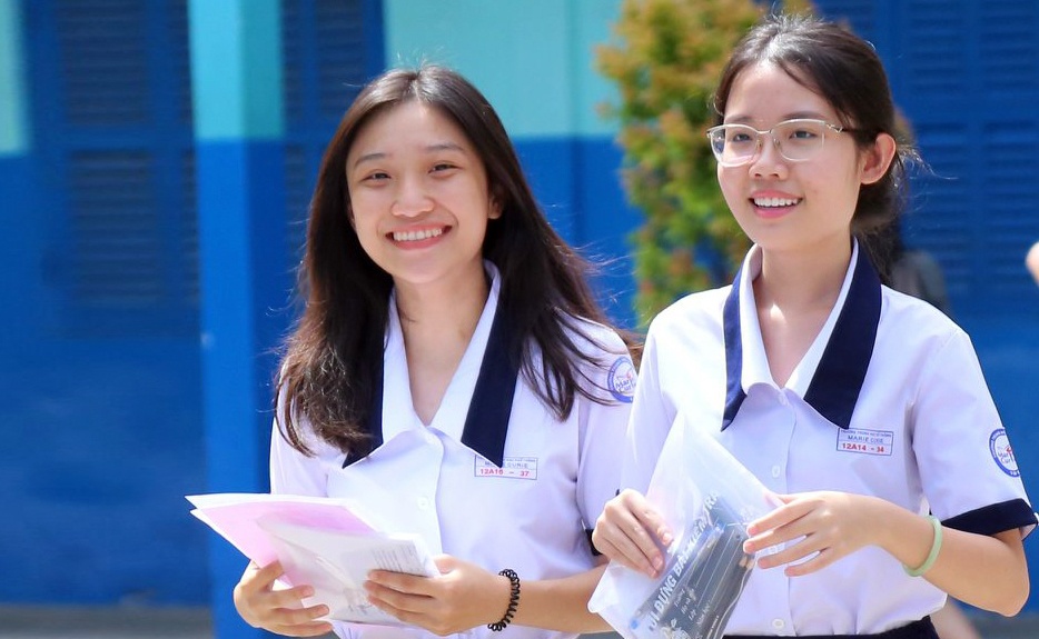 'Danh thuc tiem luc dat nuoc' vao de thi Ngu van 2018 hinh anh