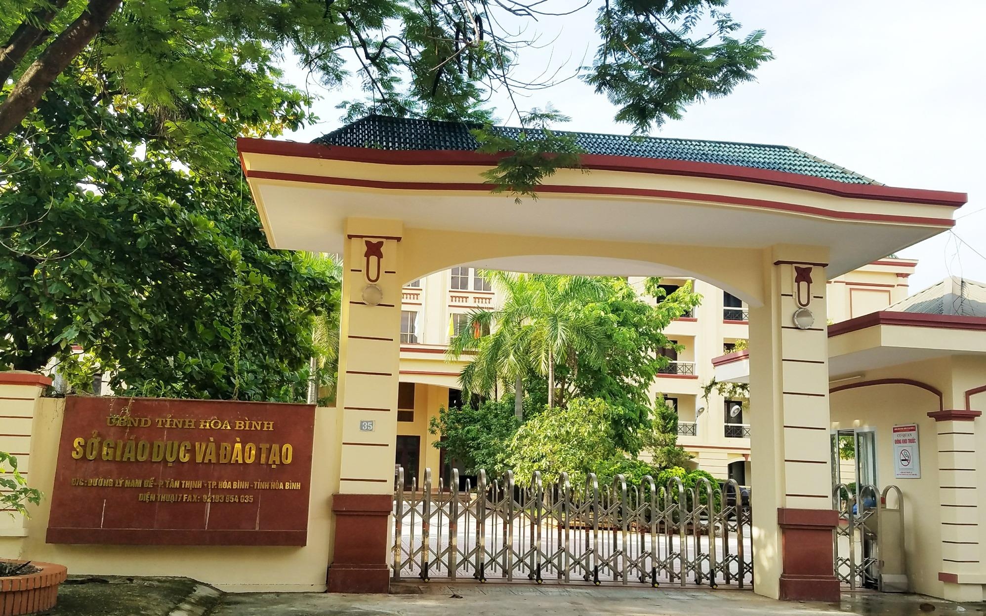 Hoa Binh khong phat hien bat thuong ve diem thi sau cham tham dinh hinh anh