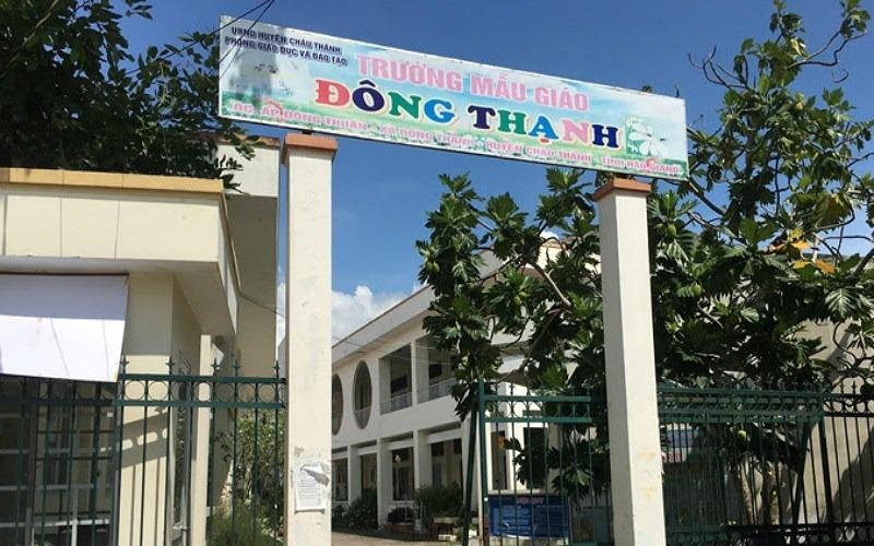 Cat xen phan an sang cua tre, hieu truong mam non bi ky luat hinh anh