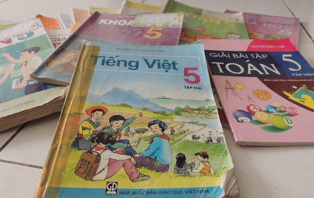 'SGK su dung mot lan chi la sach bai tap, tham khao' hinh anh