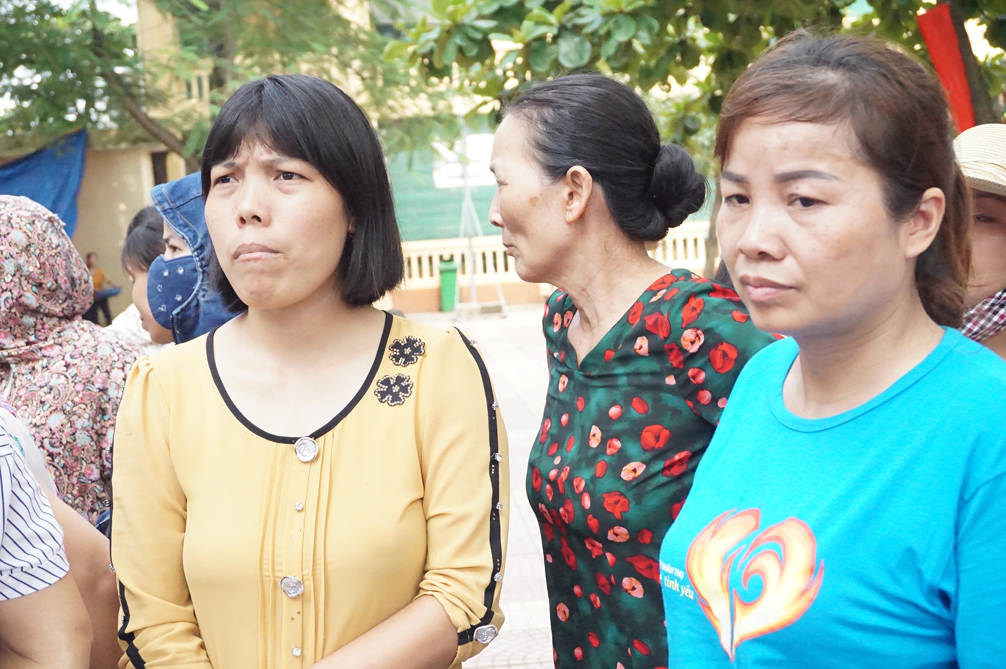 Truong bi to lam thu de nghi tra lai tien, phu huynh tu choi nhan hinh anh