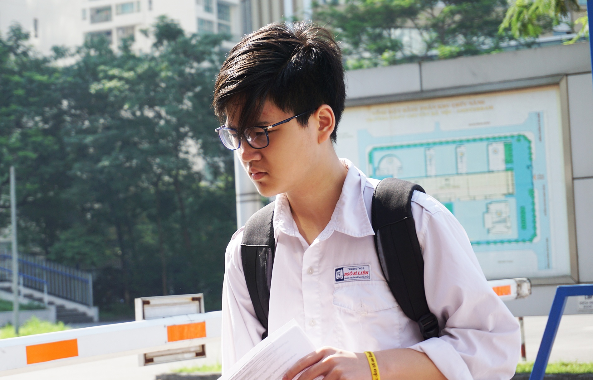 tuyen sinh lop 10 ha noi anh 1